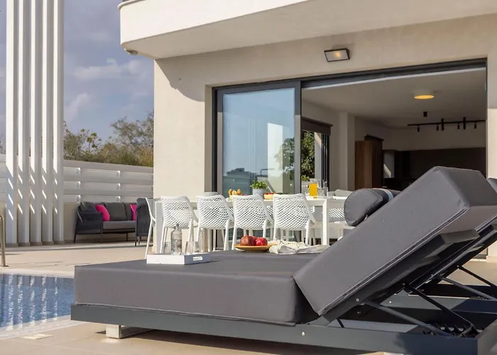 Nissi Residences 4