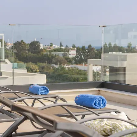 וילה Nissi Residences 4