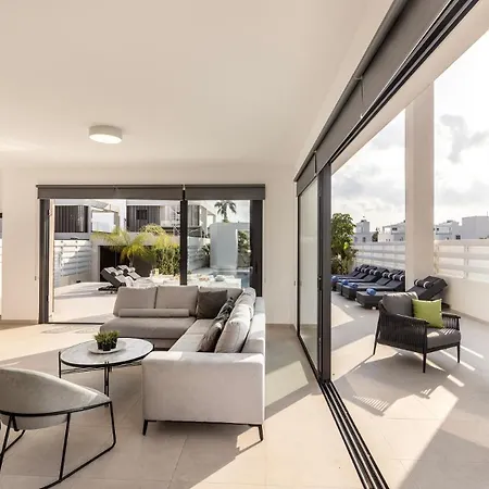וילה Nissi Residences 4 *